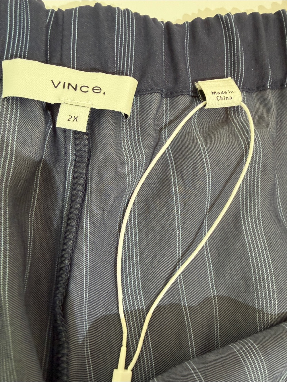 Vince Wide Leg Palazzo Cropped Pants Size 2X Navy White Pinstripe NWOT - Picture 4 of 10